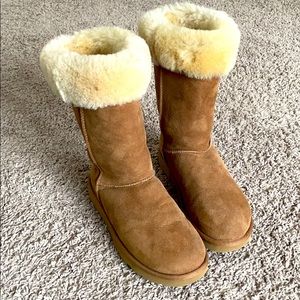 UGG Tall Boots in Chestnut